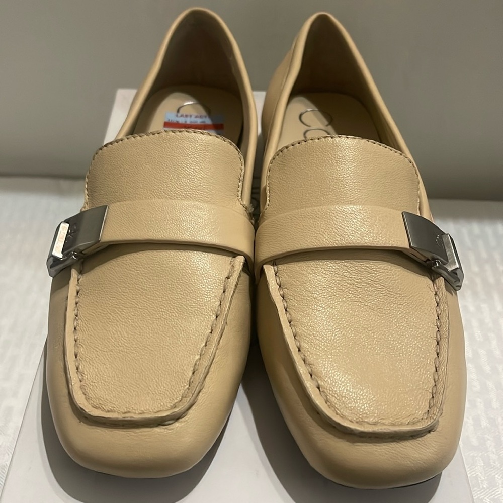 New Women’s Calvin Klein Emily Light Natural 110 Shoe 5.5 M New in Box
